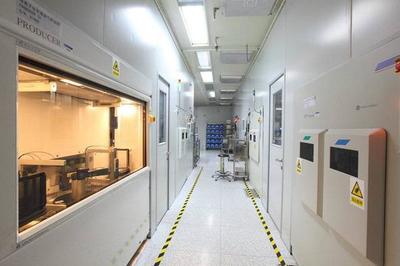 集成电路制造实验室,图中设备用来生长集成电路的薄膜。图片来源 中国科学院微电子所