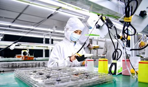 外媒风向变了 这个节骨眼上, 猛夸 中国芯片,什么意思